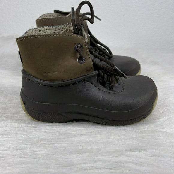 CROCS Other - Crocs Boys Brown Blitzen Convertible Faux Fur Lined Lace Up Boots Size 8-9